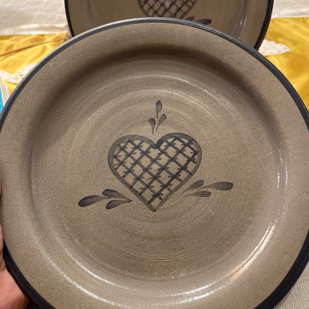 Heart Design Stoneware Plate
